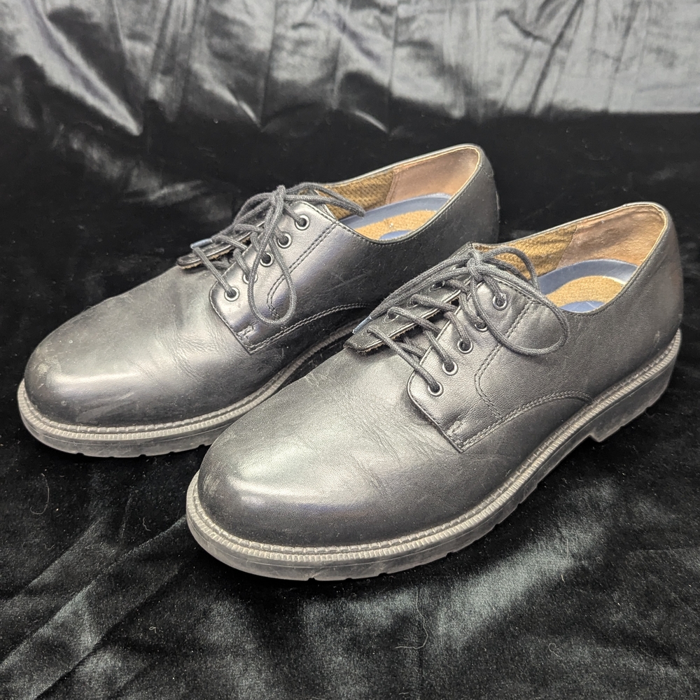 Dockers Black Leather Men's Oxfords